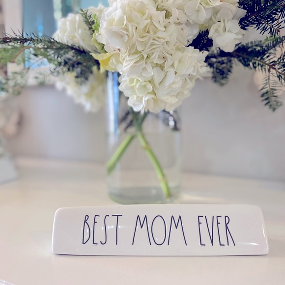 Rae Dunn BEST MOM EVER desk plaque
